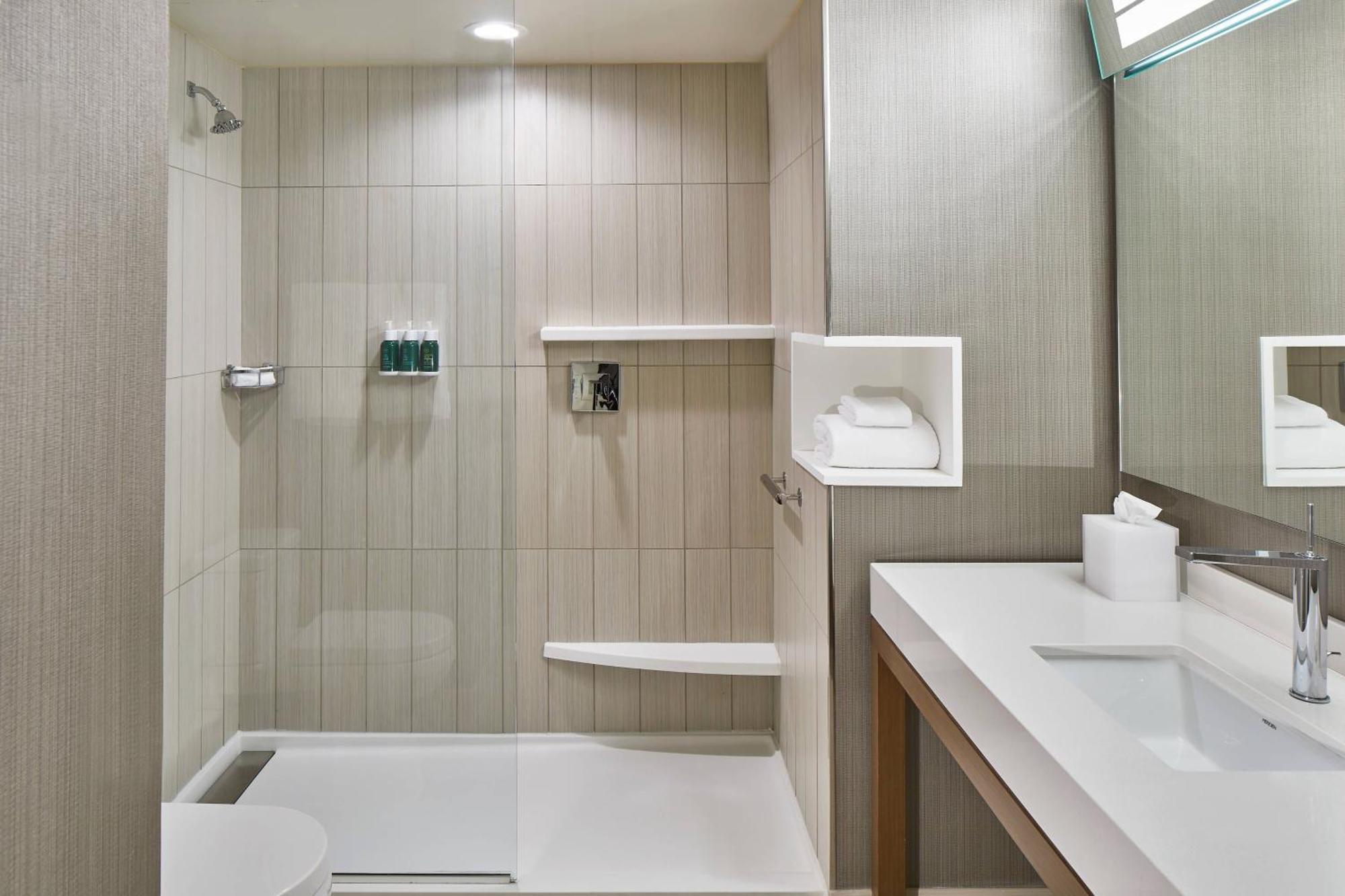 คอร์ตยาร์ด บัลติมอร์ ดาวน์ทาวน์ แม็กเฮนรี โรว์ Hotel ภายนอก รูปภาพ